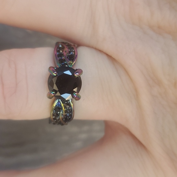 New Black Sapphire Rainbow Hematite Ring. - Picture 7 of 7